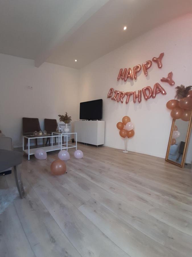 Entier, Netflix Jacuzzi En Option * Argenteuil