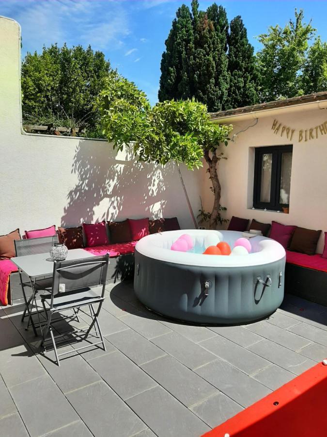 Entier, Netflix Jacuzzi En Option Hébergement de vacances *